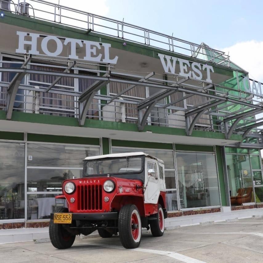 Puerto Espejo Hotel West California מראה חיצוני תמונה