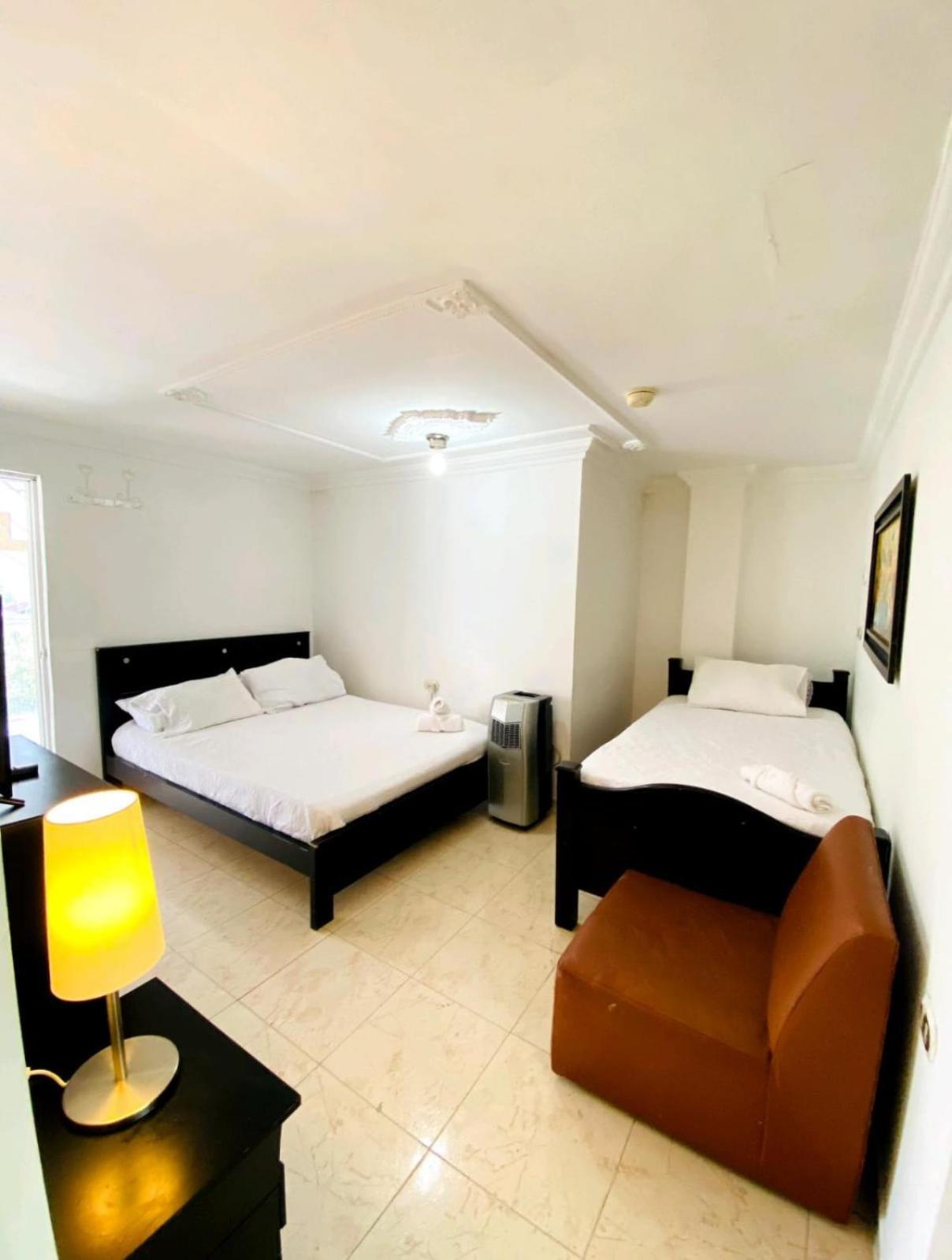 Puerto Espejo Hotel West California מראה חיצוני תמונה