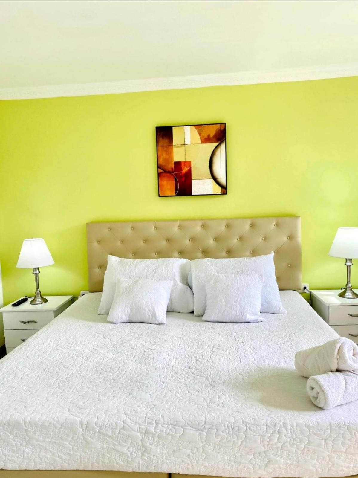 Puerto Espejo Hotel West California מראה חיצוני תמונה