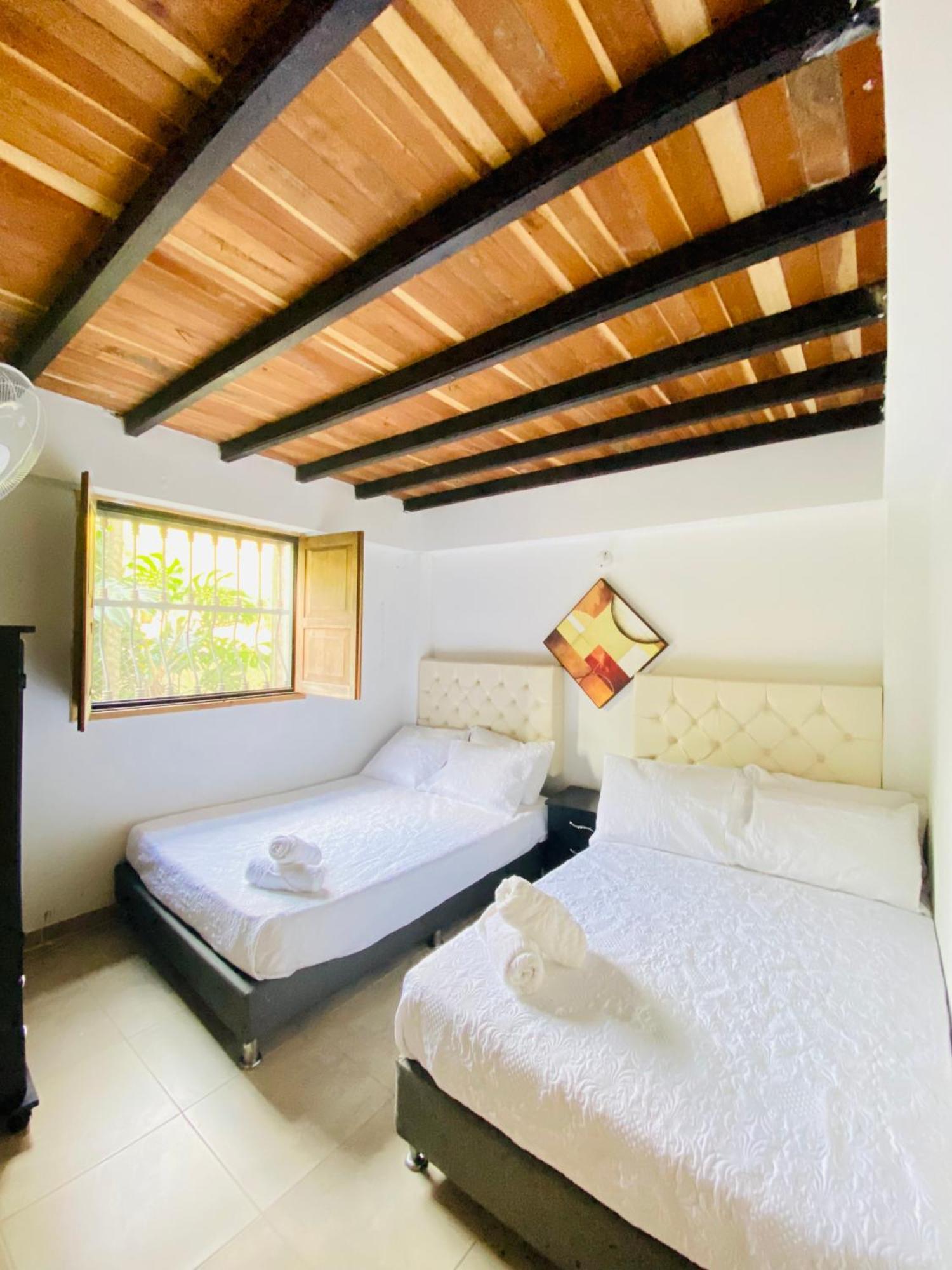 Puerto Espejo Hotel West California מראה חיצוני תמונה