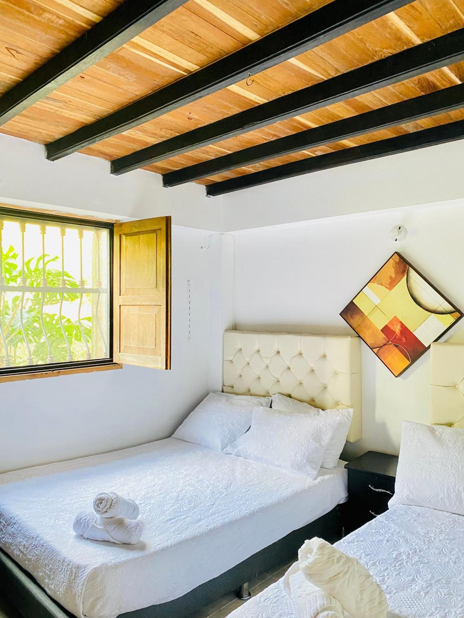 Puerto Espejo Hotel West California מראה חיצוני תמונה